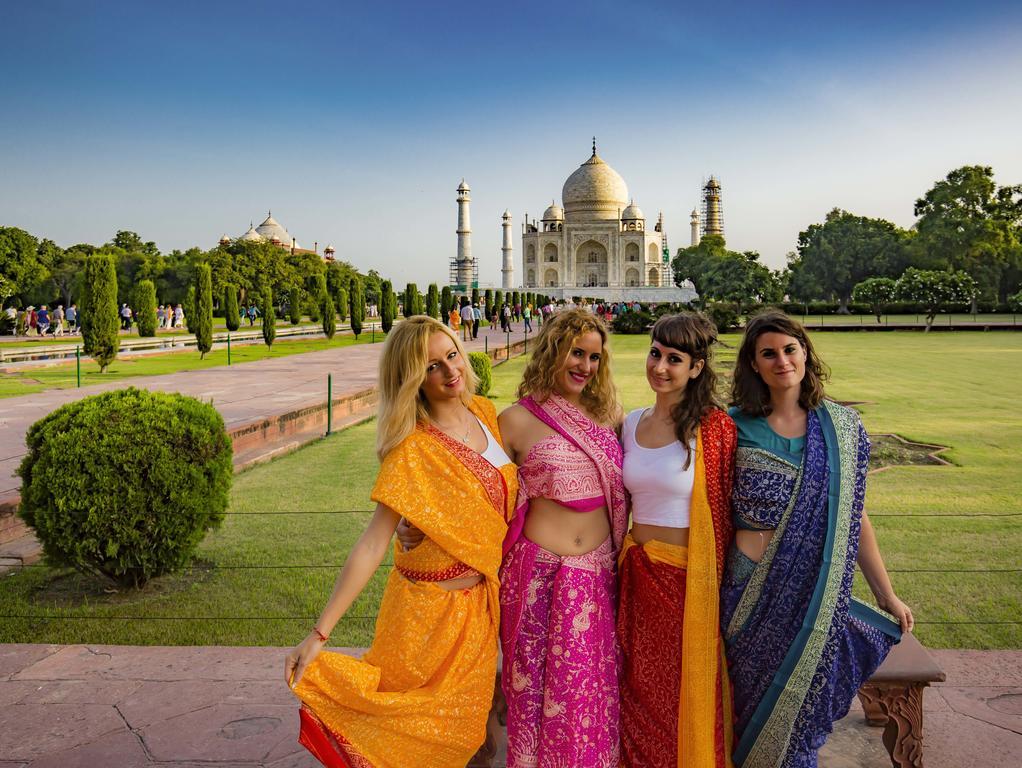 Zostel Agra Hostel Agra  Buitenkant foto