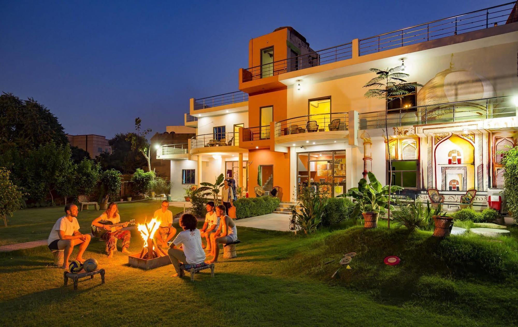 Zostel Agra Hostel Agra  Buitenkant foto